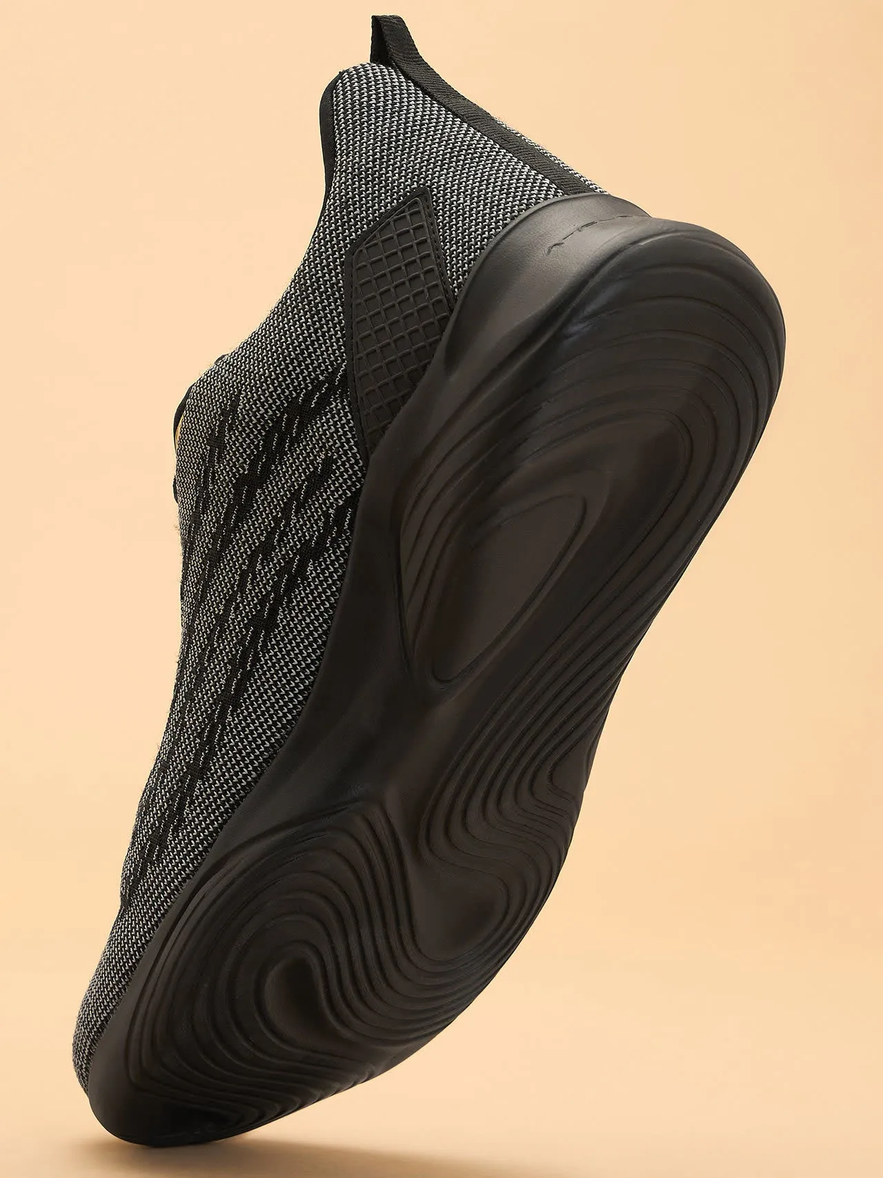 Avant Men's Vision Walking / Training shoes-Black