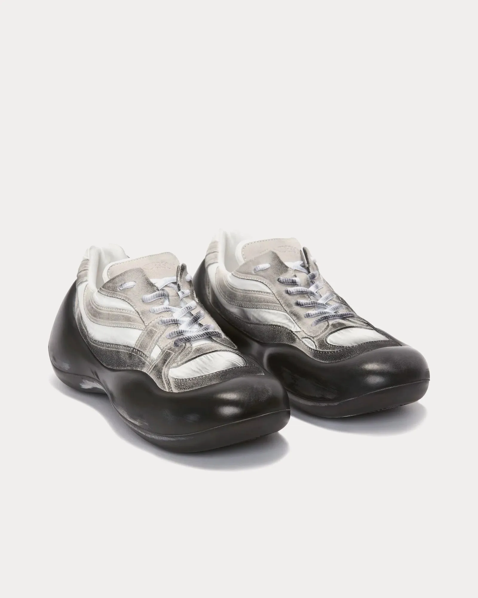 Bumper-Hike Distressed Black / Light Grey Low Top Sneakers