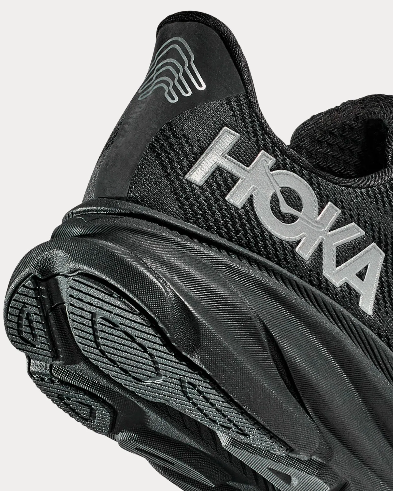 Clifton 9 GTX Black / Black Running Shoes
