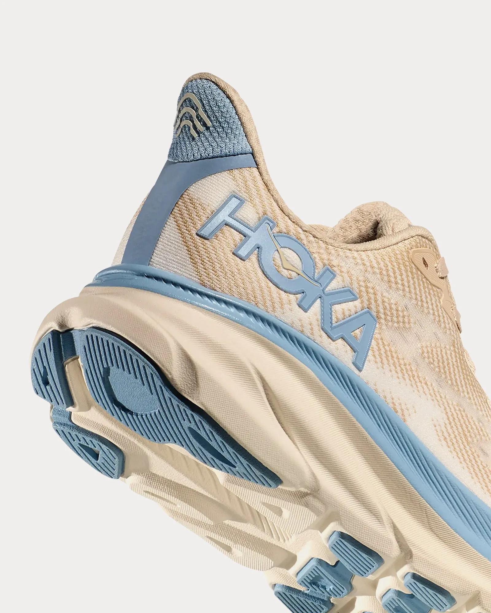 Clifton 9 Oak / Alabaster Running Shoes