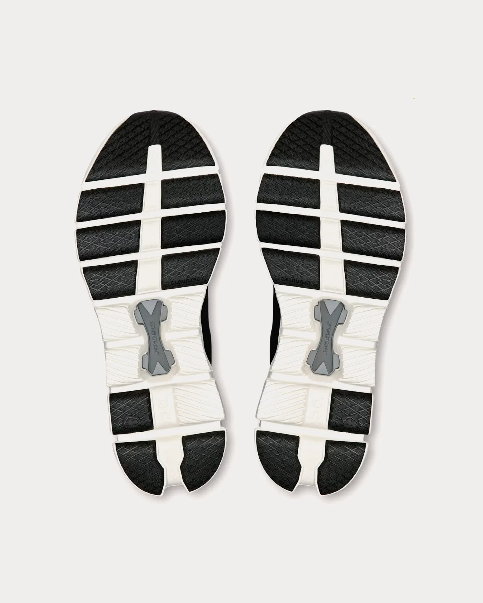 Cloud X 4 AD Black / Asphalt Running Shoes
