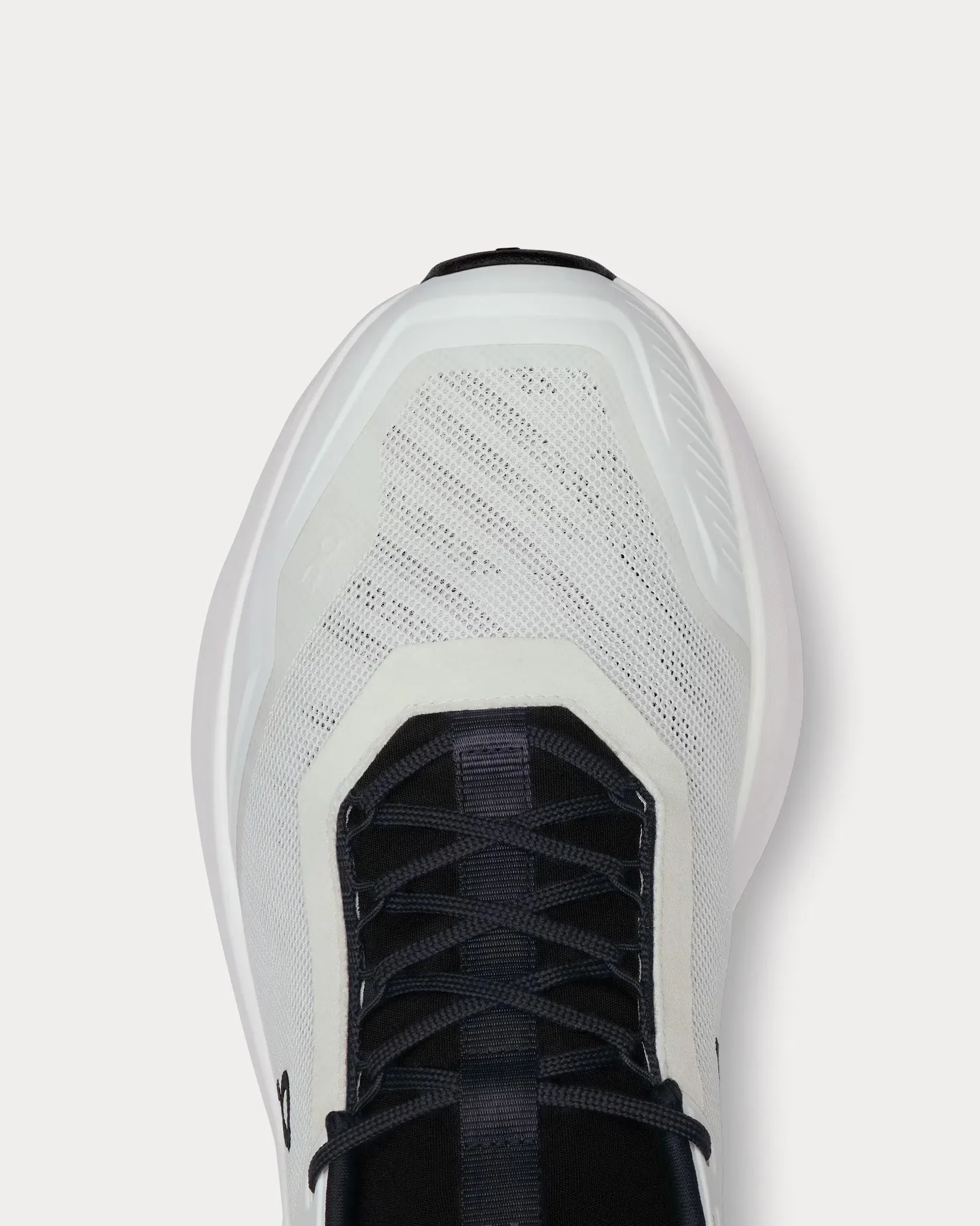 Cloudnova X White / Black Running Shoes