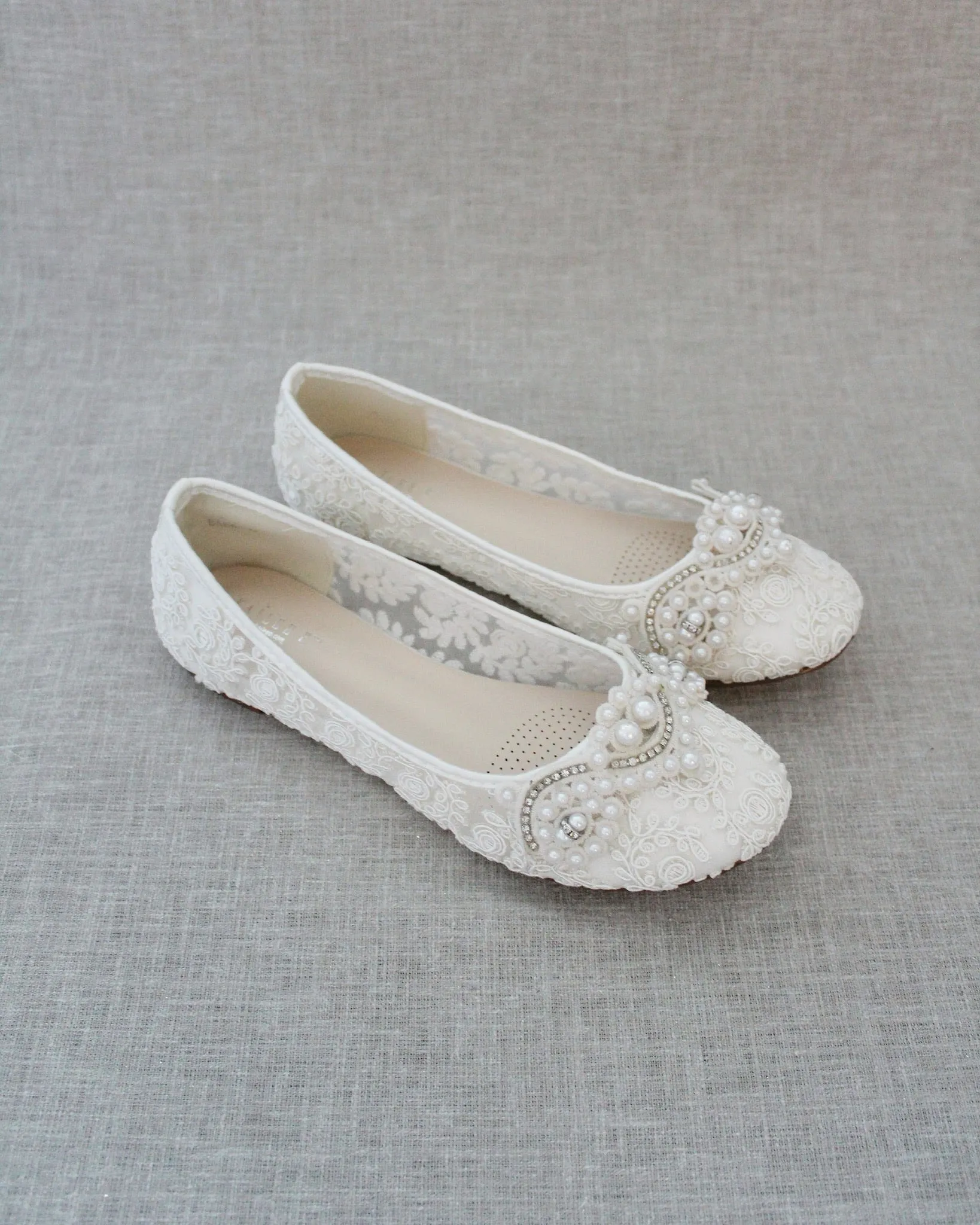 Crochet Lace Round Toe Flats with Small Pearls Applique