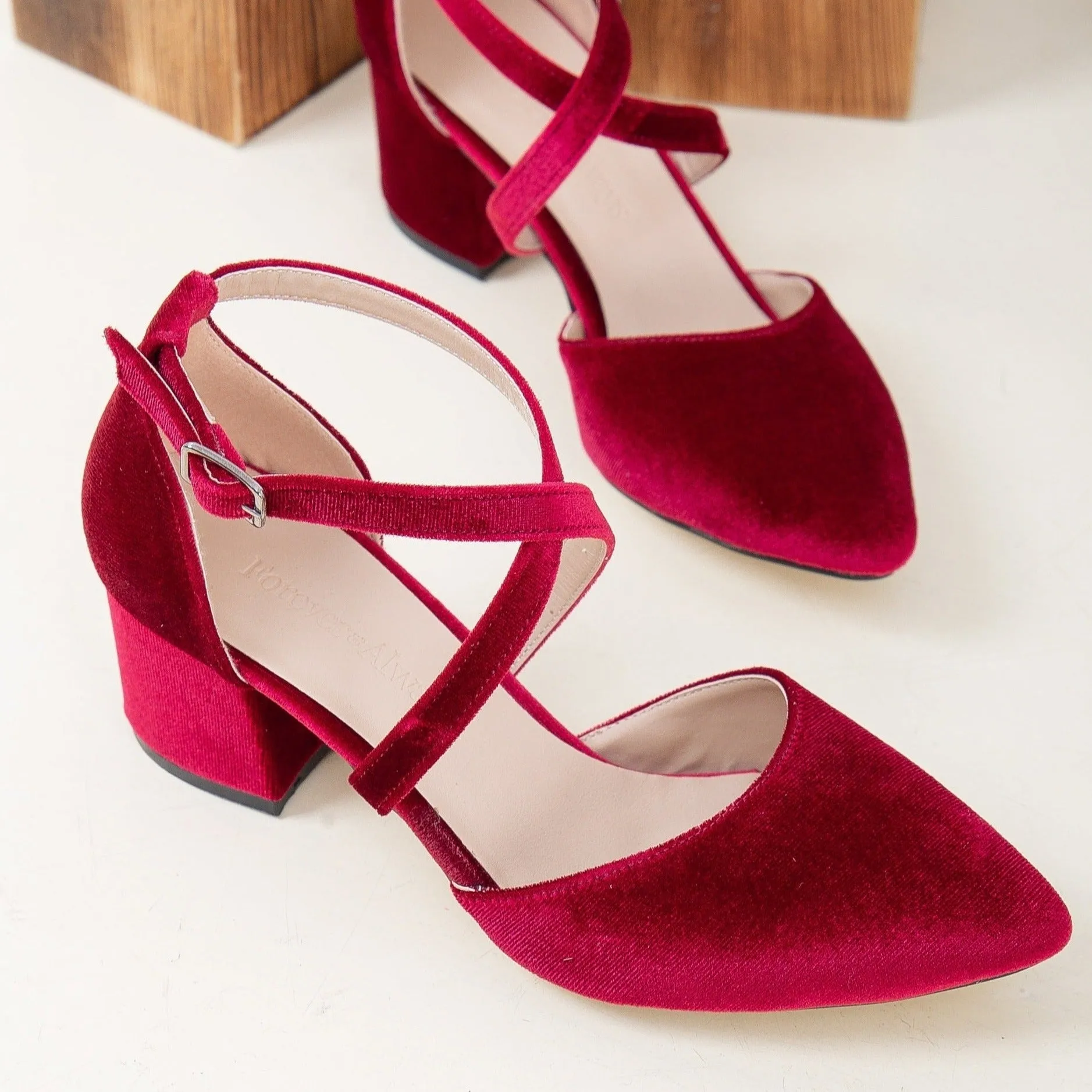Dolly - Burgundy Velvet Shoes