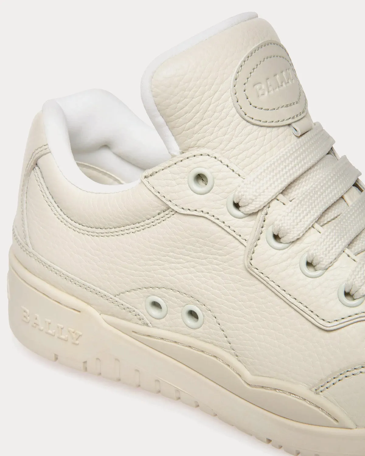 Kiro Leather Dusty White Low Top Sneakers
