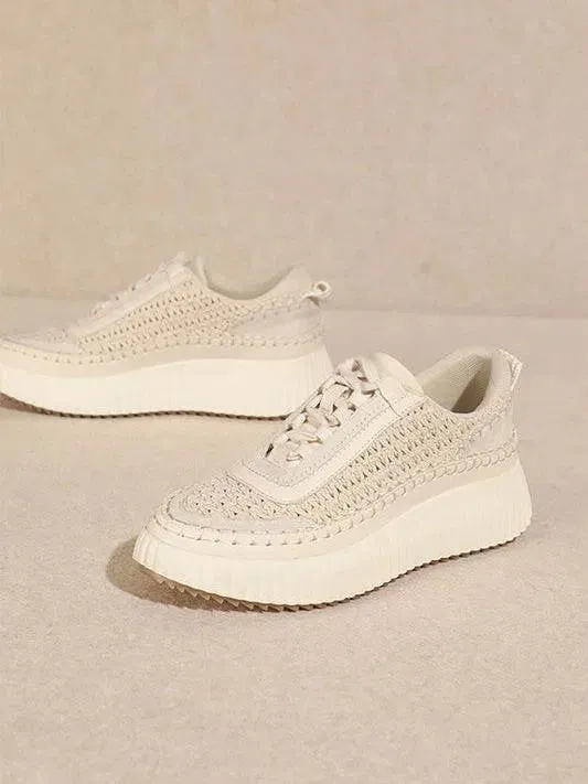 Moving in Style Dolea Chunky Platform Lace-up Sneakers