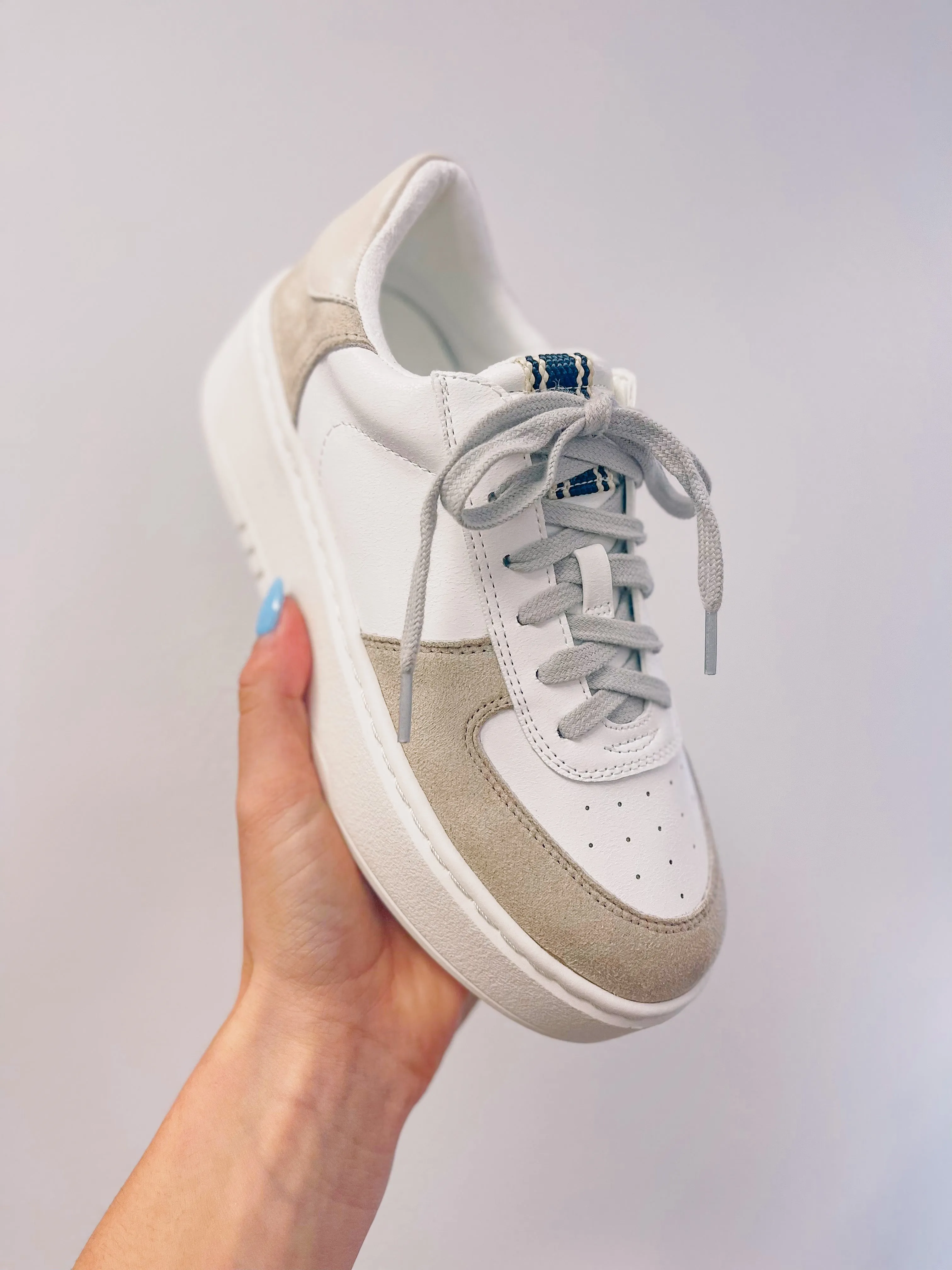 Shirley Platform Sneakers