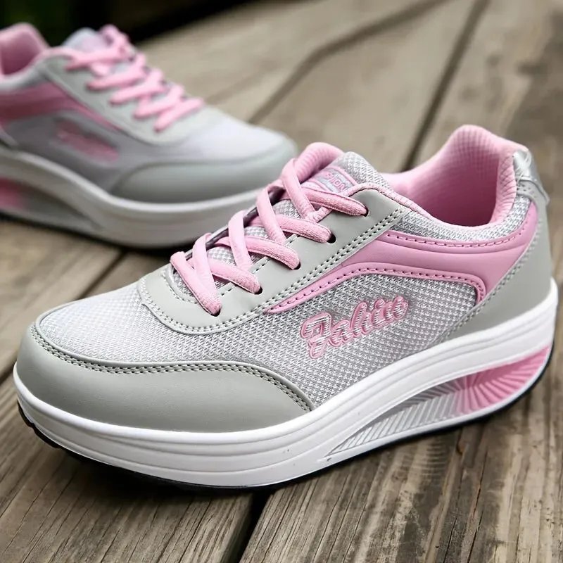 Stylish Women's Sneakers: Fashionable Vulcanized Shoes for Women, High-Quality Flats with Walking Platform - Available in Plus Sizes