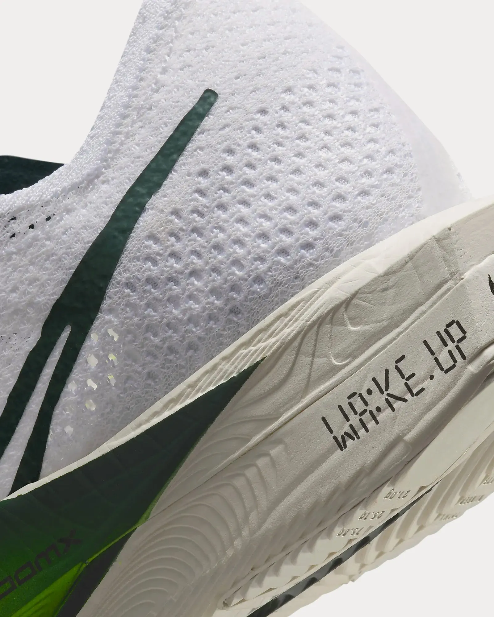 Vaporfly 3 White / Volt / Sail / Pro Green Running Shoes