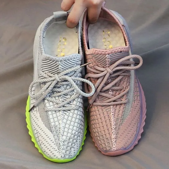 Women's Trendy FlyKnit Mesh Breathable Sneaker Shoes